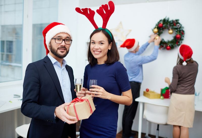 Choose Employee Holiday Gifts Wisely to Strengthen Your Business ...