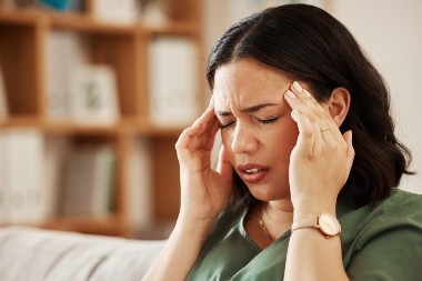 Older Migraine Drugs Work Better, Cost Less